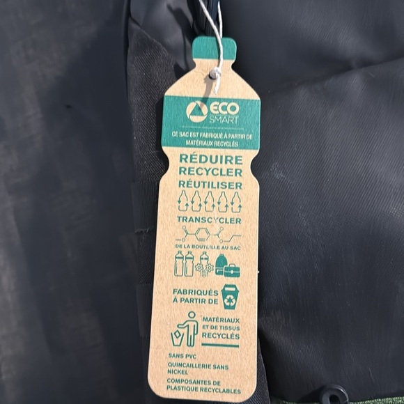 Targus Black ECO Smart Tech Travel Backpack NWT - Picture 9 of 9